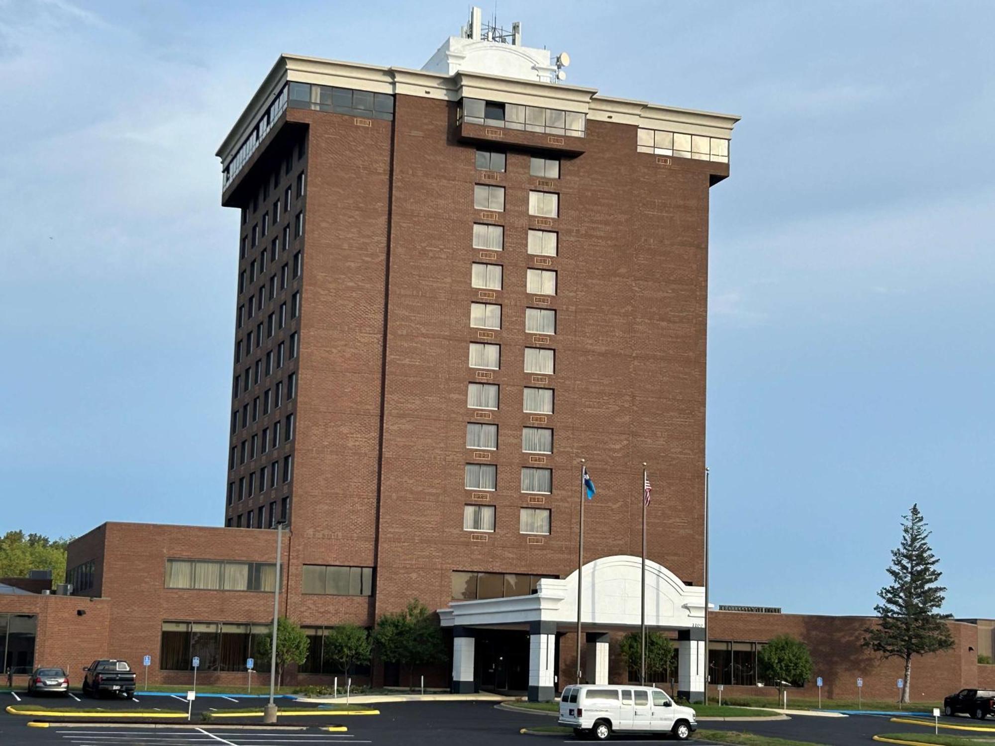 Best Western Brooklyn Center Hotel & Conference Center Exterior foto