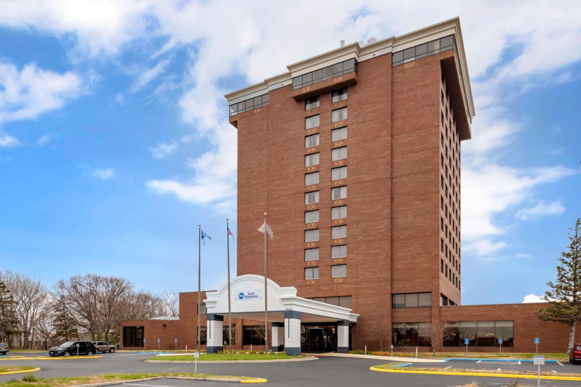 Best Western Brooklyn Center Hotel & Conference Center Exterior foto